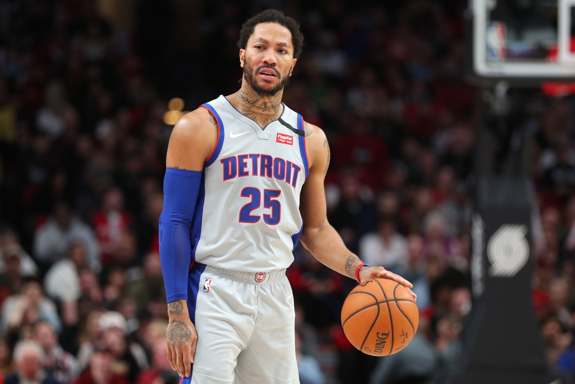 威廉希尔app-快船队后卫在比赛中打出生涯最佳表现