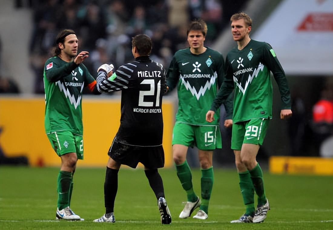 汉诺威客场战平门兴格拉德巴赫,保持不败 汉诺威客场战平门兴格拉德巴赫,保持不败