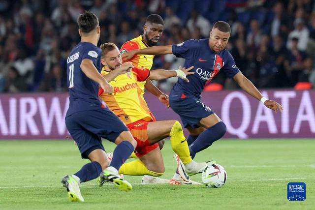 朗斯客场失利,遭遇法国联赛挑战 朗斯客场失利,遭遇法国联赛挑战