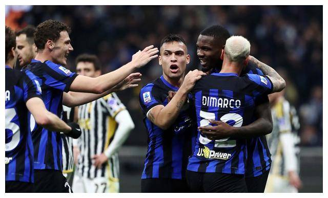 马德里德比再掀激情,强强对话赛场燃情 马德里德比再掀激情,强强对话赛场燃情