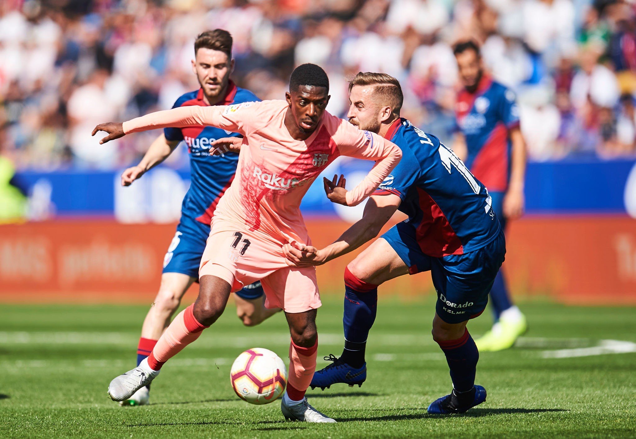 巴萨遭遇罕见失利法国外星人凯比特表现抢眼 巴萨遭遇罕见失利法国外星人凯比特表现抢眼