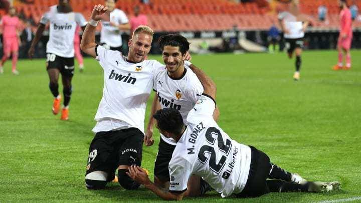 南美顶级球队交锋演绎激情巅峰 南美顶级球队交锋演绎激情巅峰