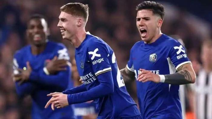 曼城大胜伯恩茅斯,轻松晋级 曼城大胜伯恩茅斯,轻松晋级