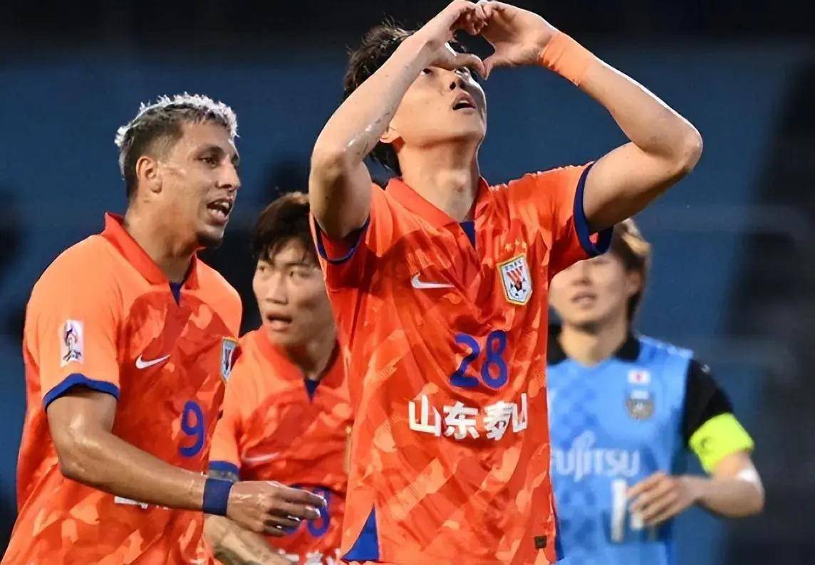 鲁能主场告捷,继续稳居积分榜前列 鲁能主场告捷,继续稳居积分榜前列