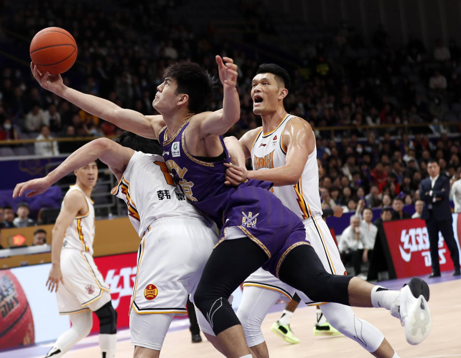 湖南男篮与福建队迎来对决,胜负难料 湖南男篮与福建队迎来对决,胜负难料