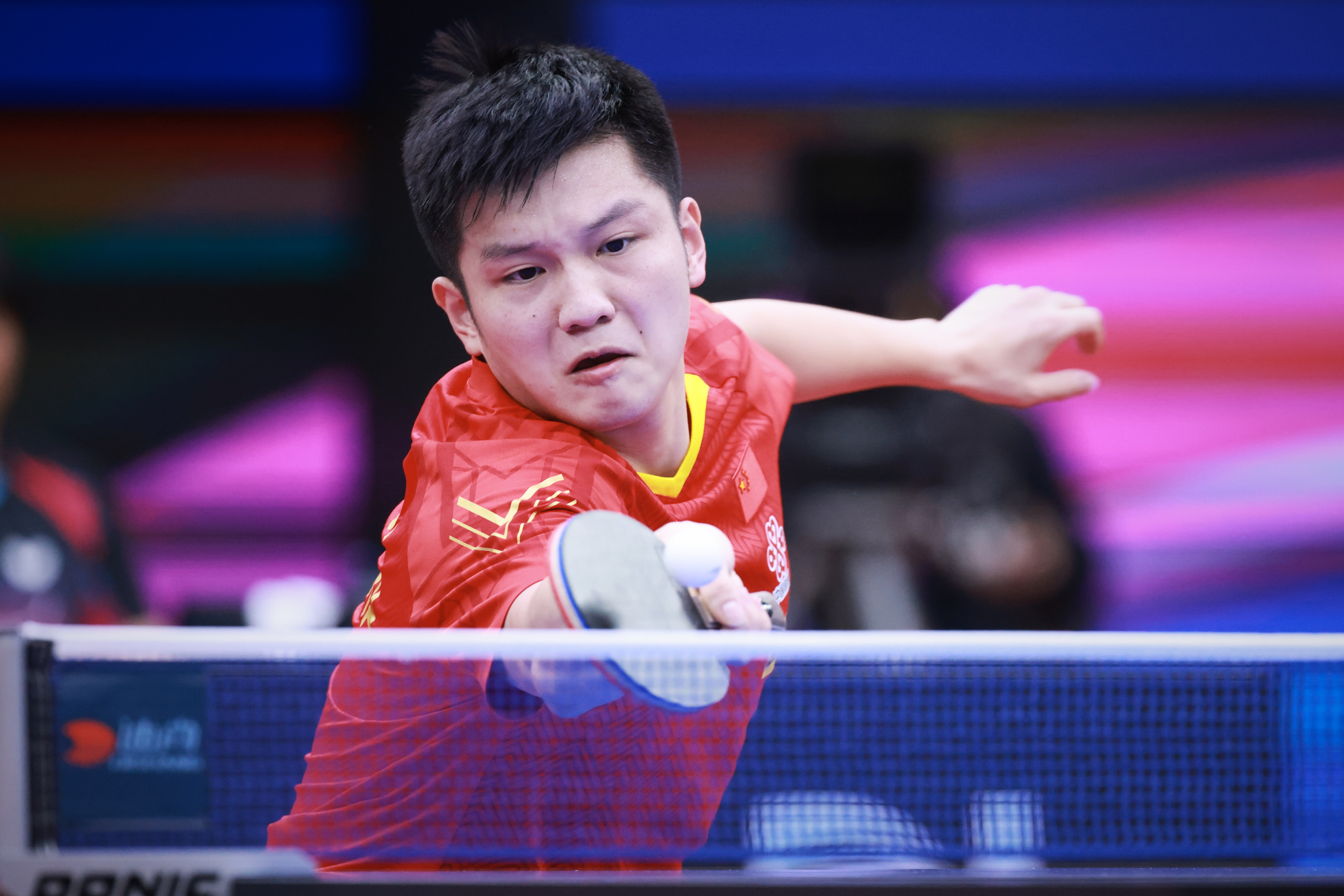 绿城半场领先，状态稳定表现势如破竹