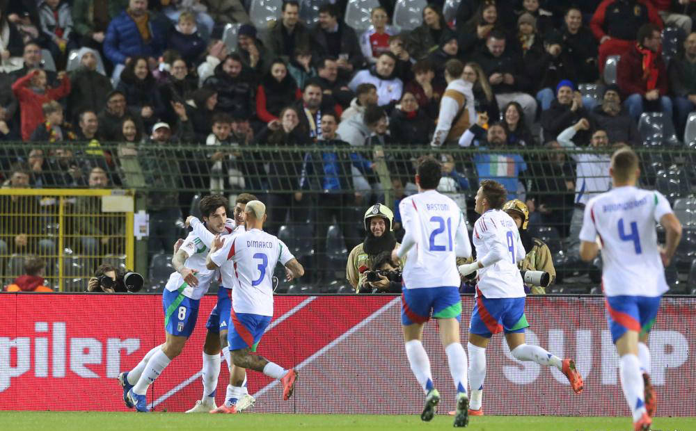 欧洲杯预选赛半决赛揭幕,精彩对决值得期待 欧洲杯预选赛半决赛揭幕,精彩对决值得期待