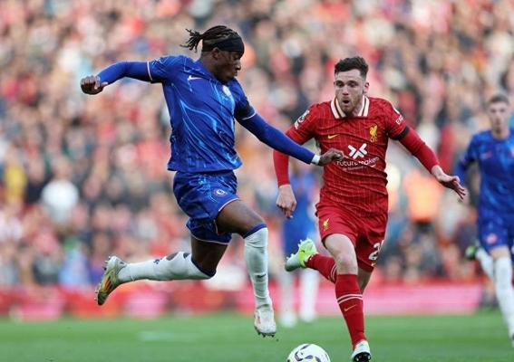 利物浦攻势凶猛,对手无法抵挡 利物浦攻势凶猛,对手无法抵挡