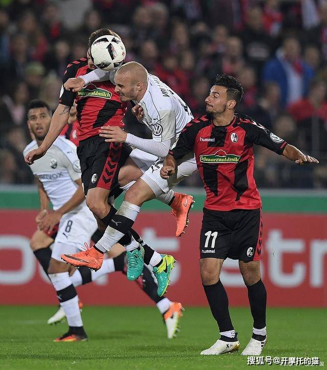 雷根斯堡调整战术,力争取胜 雷根斯堡调整战术,力争取胜