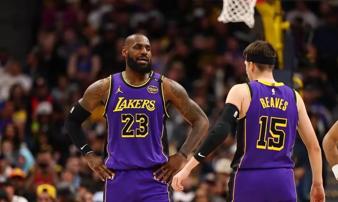 阿洛尔夸势不可挡,取得胜利 阿洛尔夸势不可挡,取得胜利