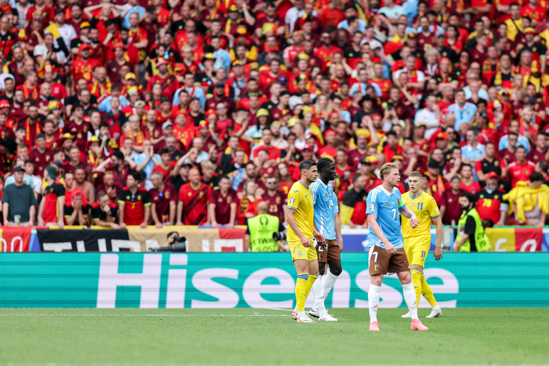 威廉希尔中文站-荷兰逆袭葡萄牙，成功晋级欧洲国家杯四强