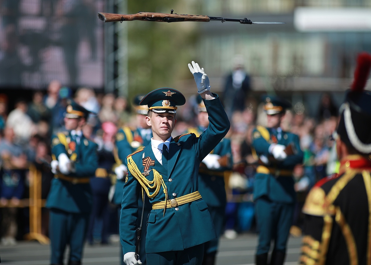 俄罗斯队取得重要胜利,晋级迈进 俄罗斯队取得重要胜利,晋级迈进