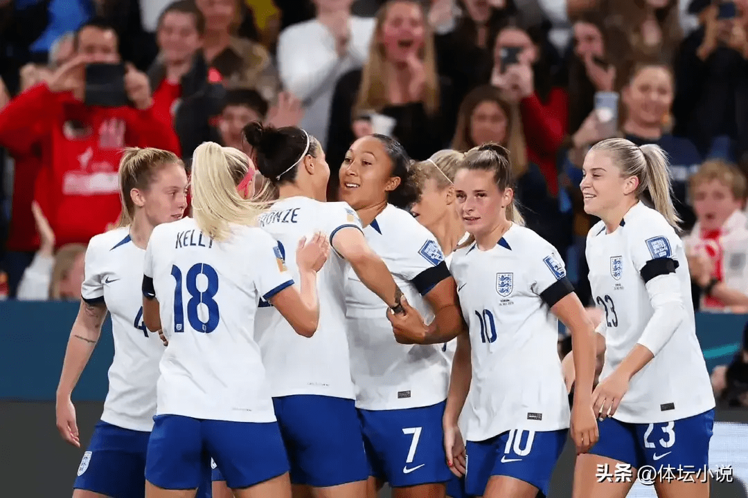 英格兰女足队备战欧洲锦标赛,全力以赴 英格兰女足队备战欧洲锦标赛,全力以赴